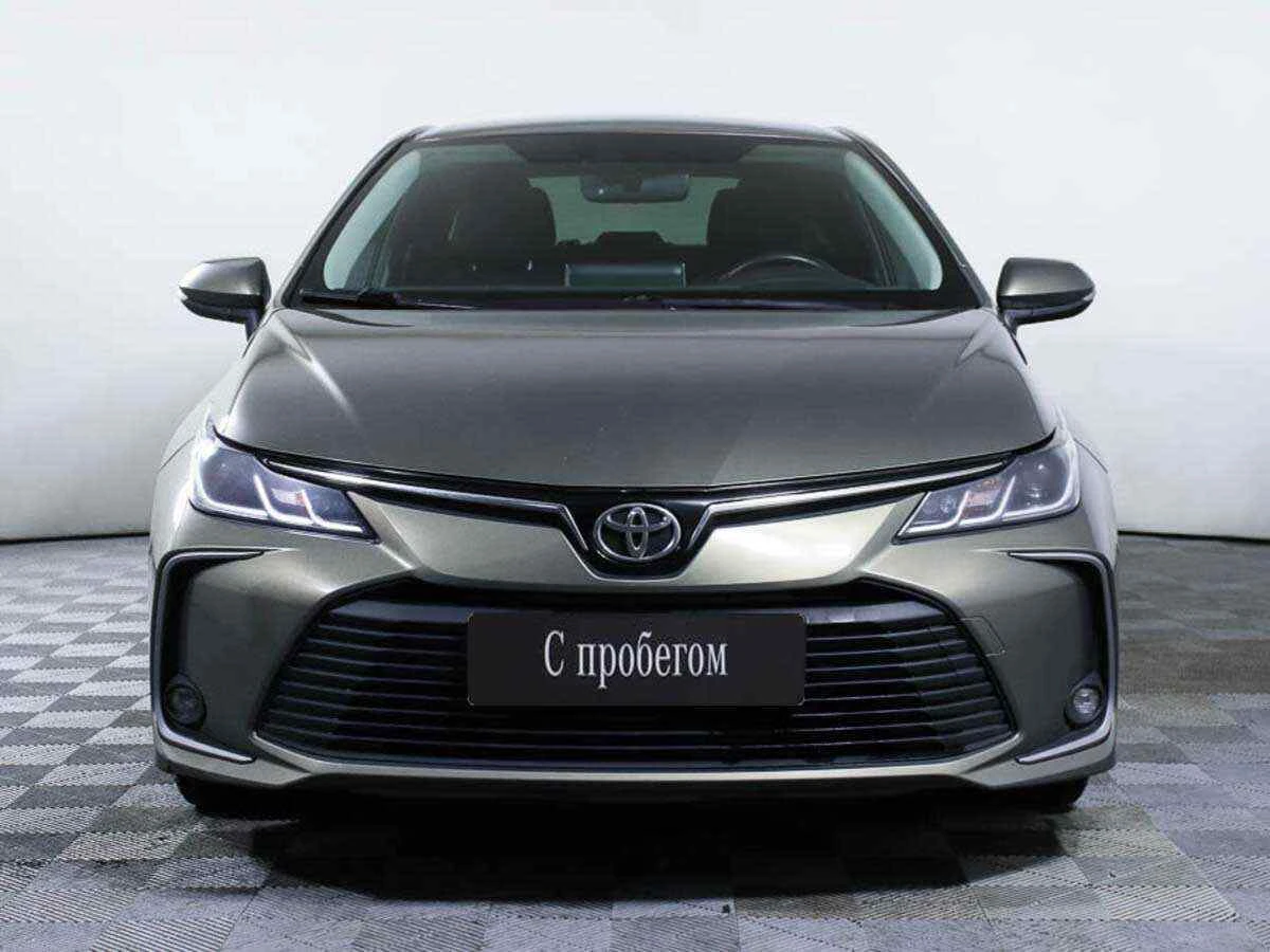 Toyota Corolla, Коричневый, 2019, Вариатор, 122 л.с., цена от 1 226 000 руб.