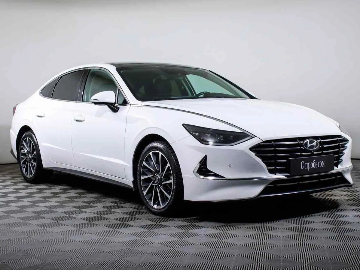 Hyundai Sonata, Белый, 2019, Автоматическая, 180 л.с., цена от 1 677 000 руб.