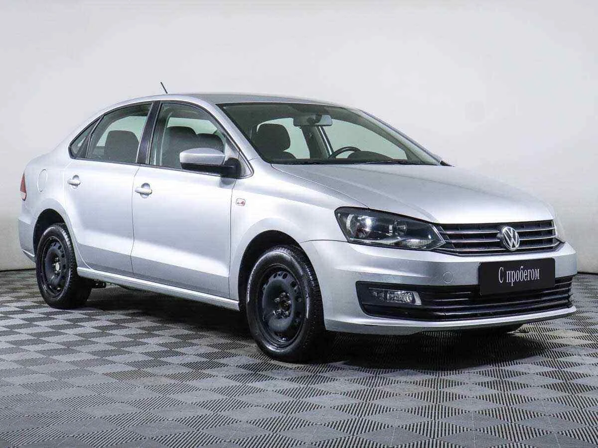 Volkswagen Polo, Серебряный, 2018, Автоматическая, 110 л.с., цена от 499 000 руб.