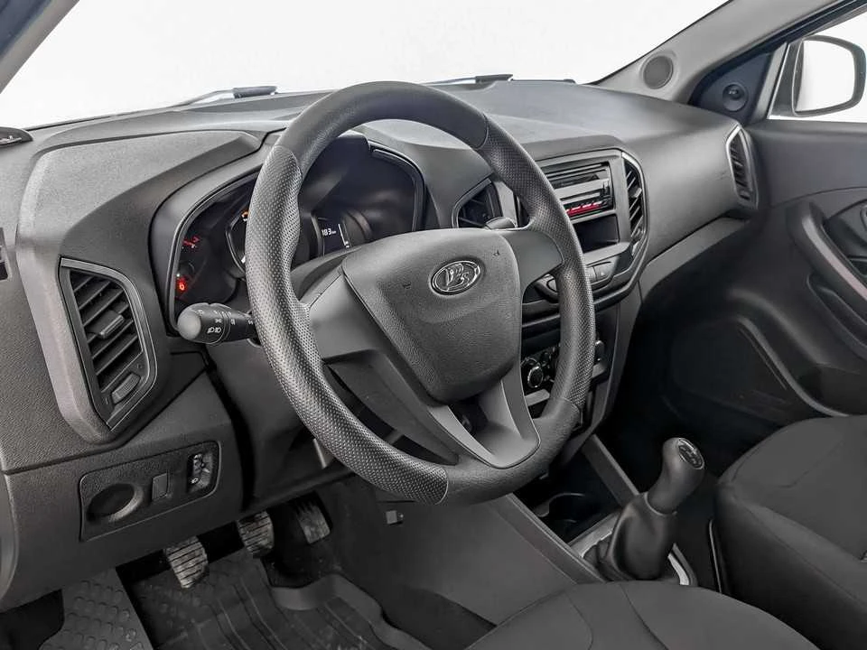 LADA XRAY, Серебряный, 2019, Механическая, 106 л.с., цена от 656 000 руб.